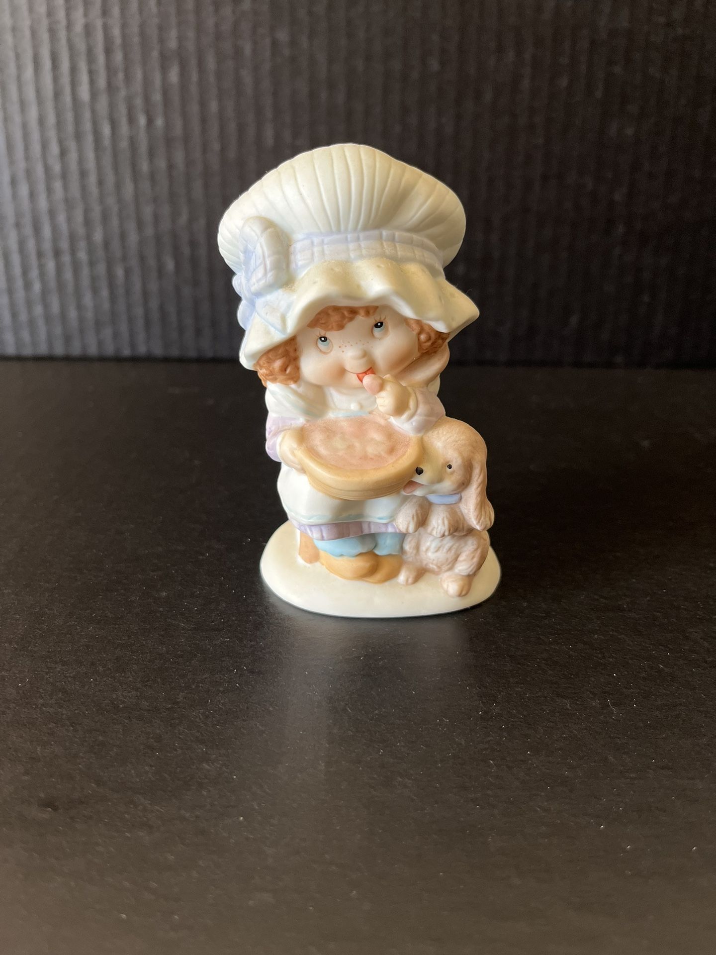 Vintage Miss Mitzie By Heartline Porcelain Figurine ( Girl Eating With Puppy)