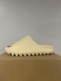 Yeezy Slides Bone