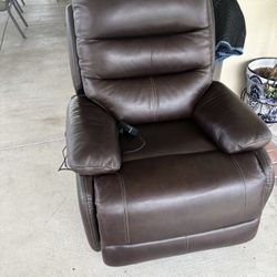 Electric Reclining Leather Chair X Like New