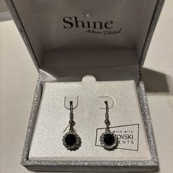 Swarovski Diamond and Black Onyx Earrings(BRAND NEW)