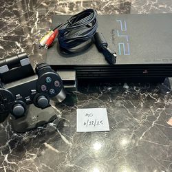 PlayStation 2 FreeMcBoot W/Games
