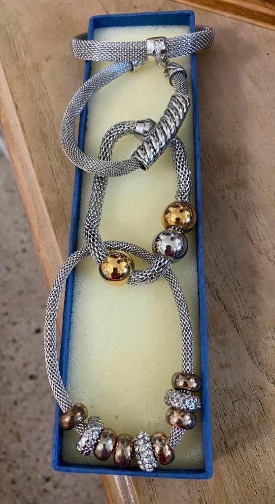 Pulseras Stainless Diferentes Modelos Joyería Antigua Cada Uno 