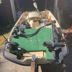 10.2 foot pond prowler 