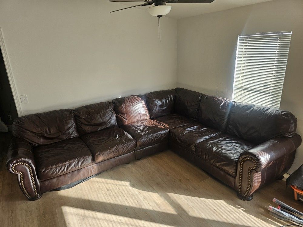 Leather L Shaped Couches 