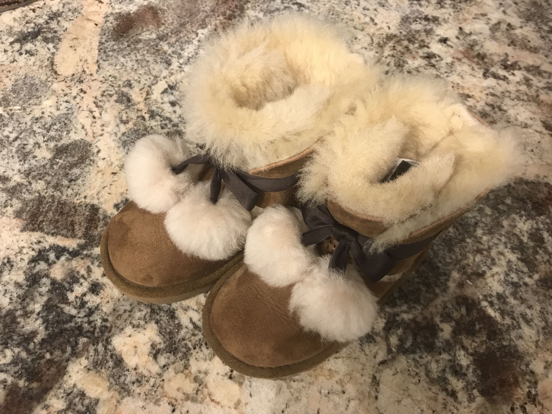 Ugg Boots Girls Size 10
