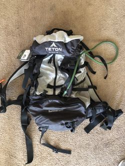 Teton sports hiking backpack