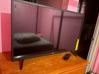 Roku Smart TV with Remote