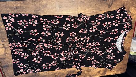Women’s Dresses M-L