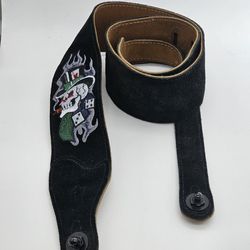 LEVY'S MS17E SUEDE GUITAR STRAP 2 1/2" TOP HAT SKULL DICE TATTOO PRINT - CCM01

￼


