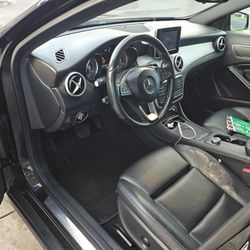2016 CLA Mercedes Benz