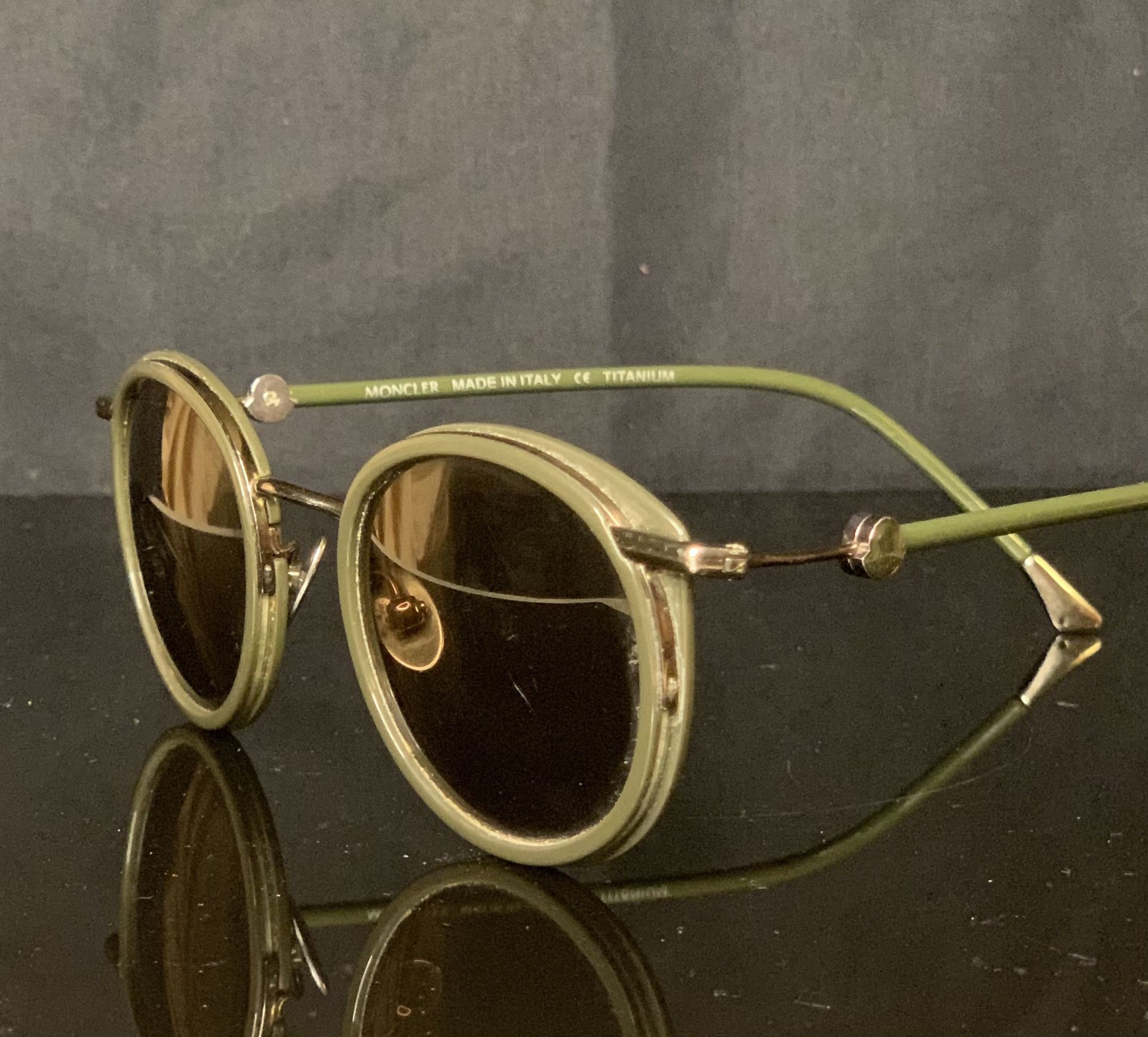 Moncler Round Olive Green Sunglasses