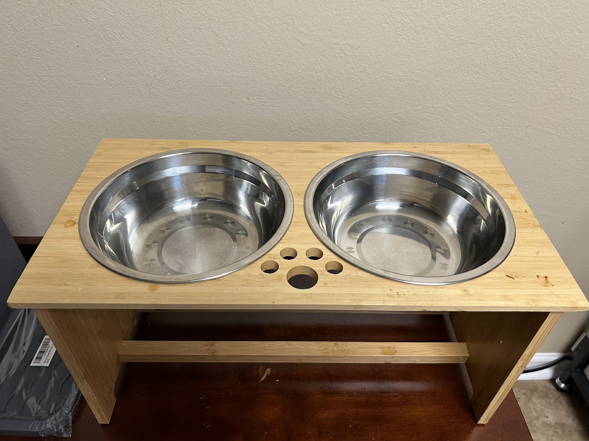Elevated pet food Bowl