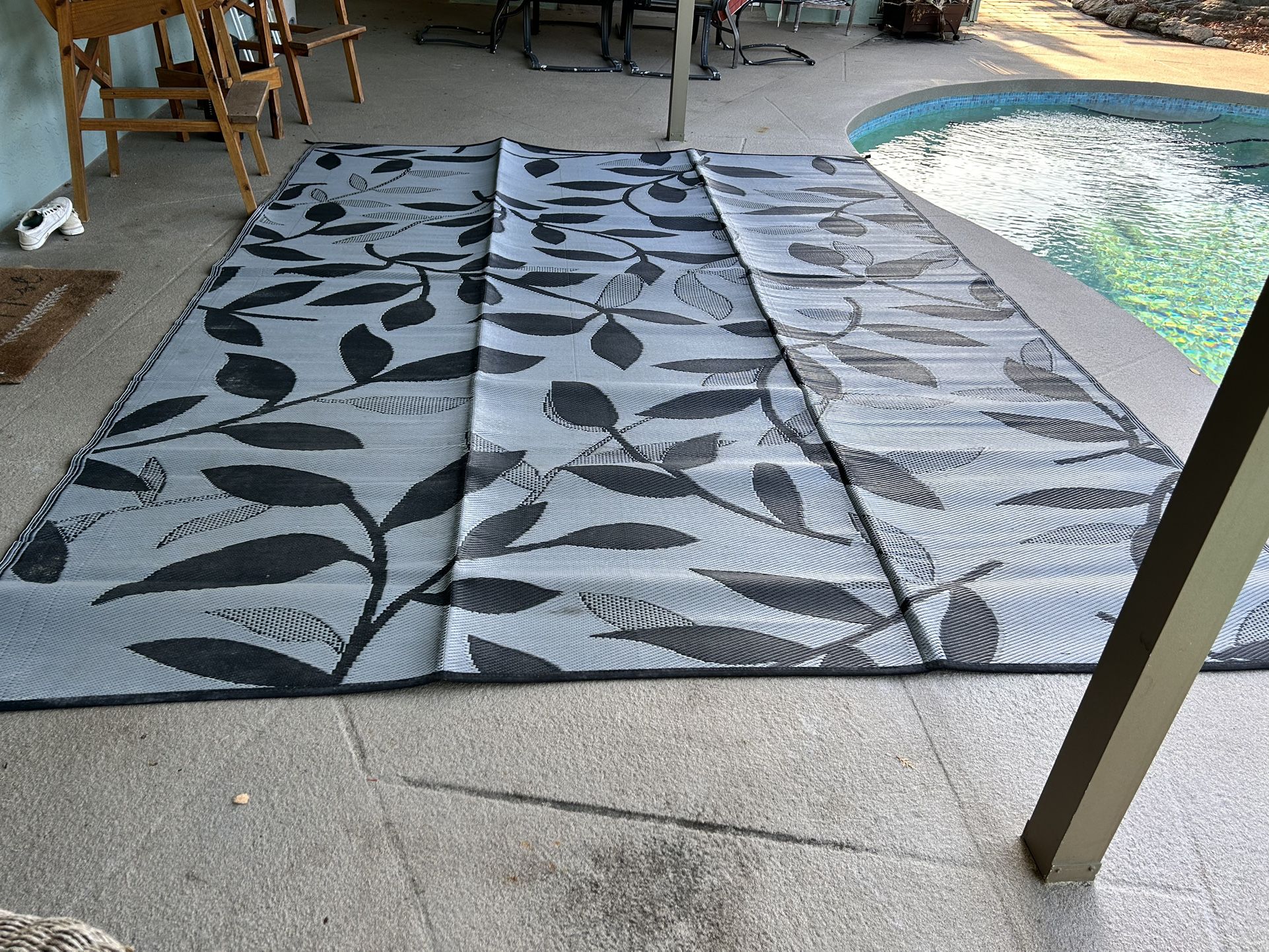 Reversible Waterproof Plastic Straw Outdoor Camping Rug 14x11