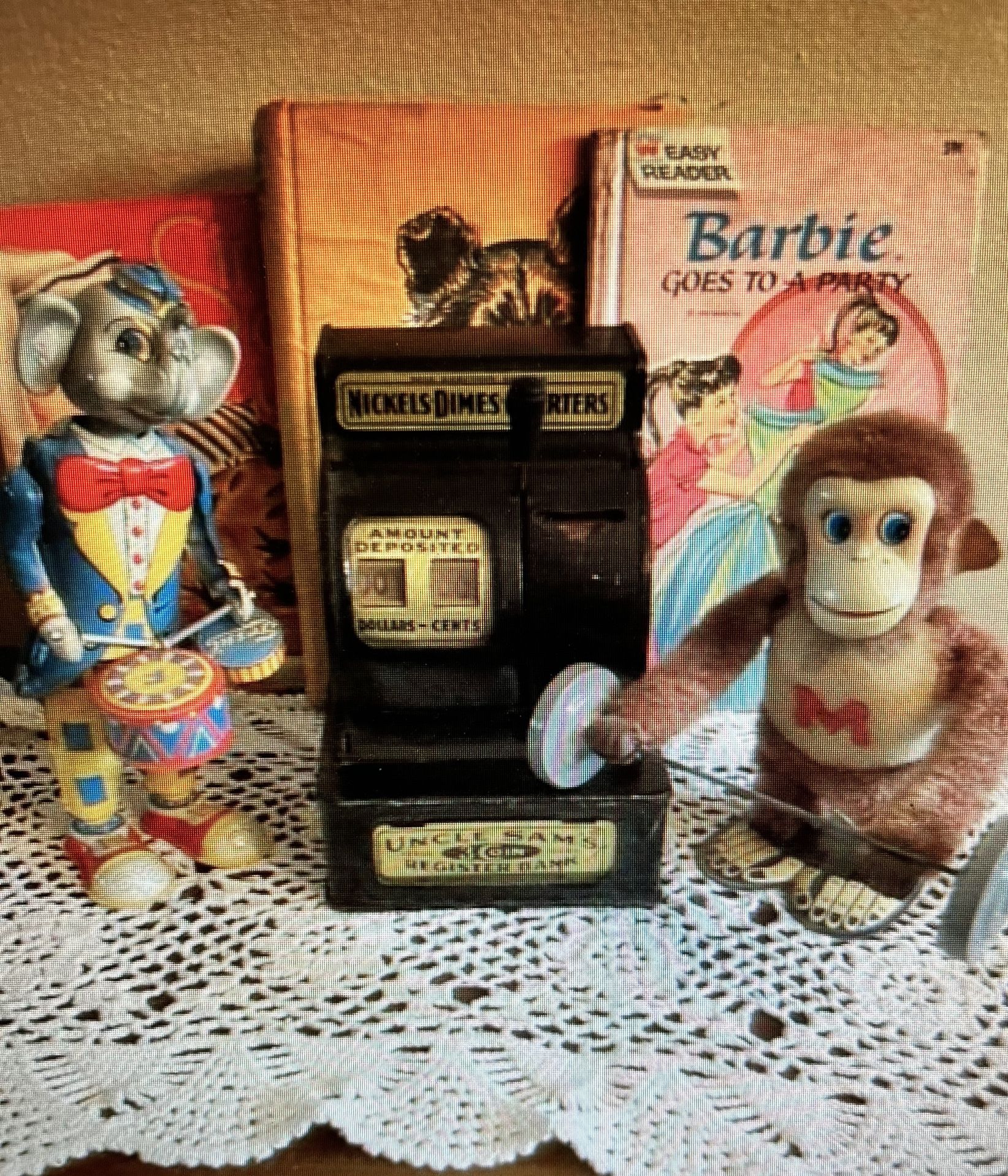 Vintage Uncle Sam’s 3-Coin Resister Bank