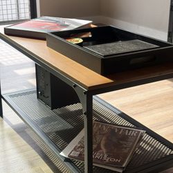 Modern Rectangular Coffee Table – 2’ x 3’