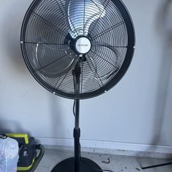 Hurricane Pro oscillate fan 