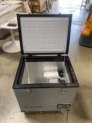 New Costway Chest Freezer, 63-Quart Compressor Travel Refrigerator with 3 Levels, -0.4°F to 50°F