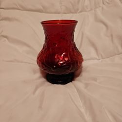 Anchor Hocking Royal Ruby Vase Rainflower Pattern

