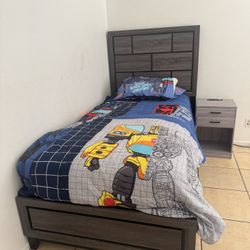 Twin Beds 