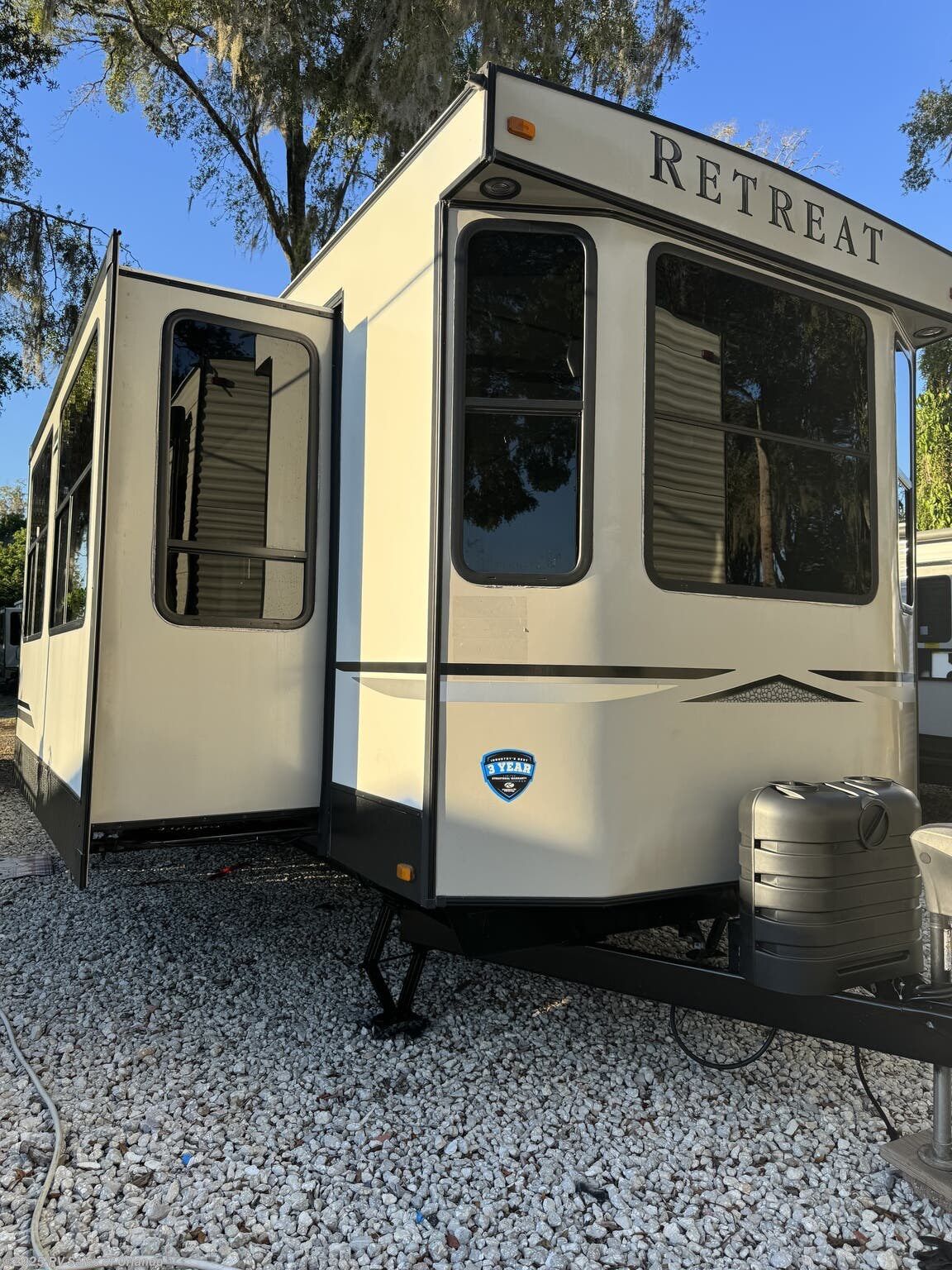 2020 Keystone Retreat 39 LOFT 