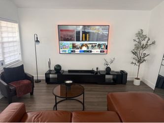 75 inch Samsung 4K Smart TV