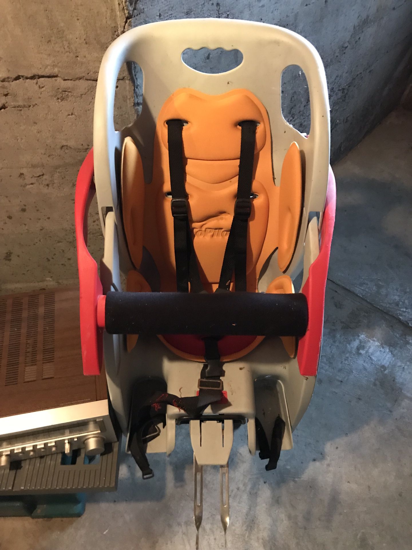 Copilot baby bike seat with rack