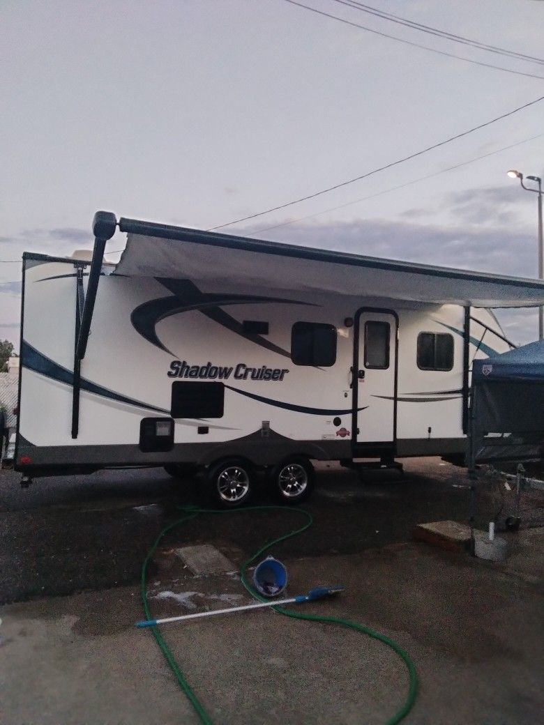 2016 Shadow Cruiser Camp Trailer