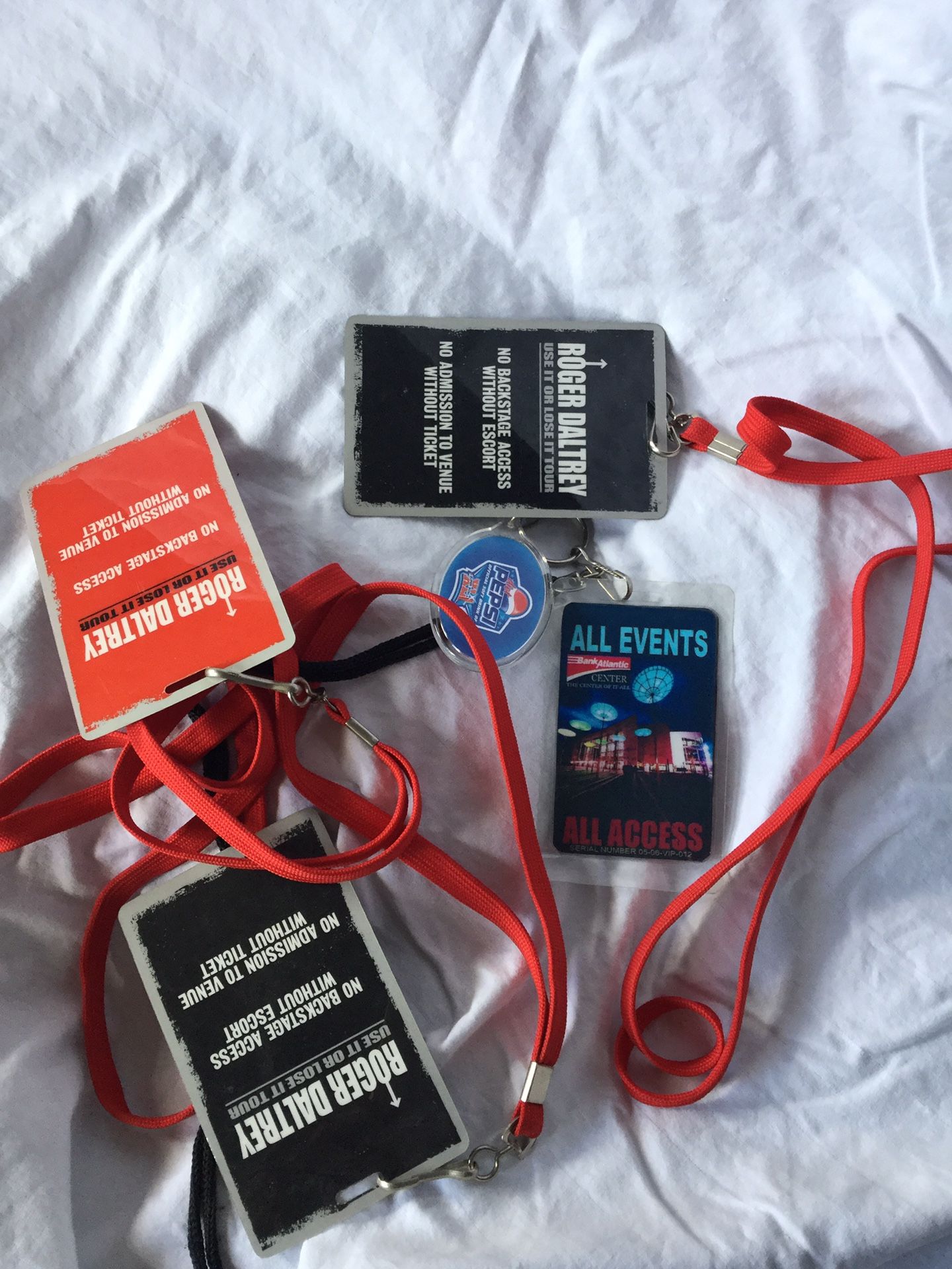 3 used Rodger Daltrey backstage passes