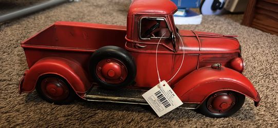 Red Country Truck Home Decor