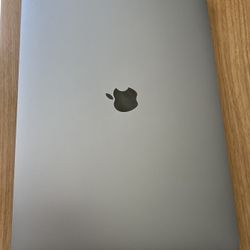 Selling MacBook Pro 16 Inch 
