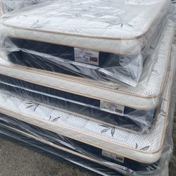 😴Mattress🥱 ✨Pillow top  ✨12” inches tall 💥Queen $199 💥Full $180 💥Twin $150 💥King $330 💥Cal king $330  💥Delivery available🚛 