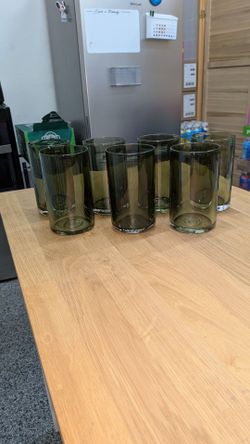 Glassybaby green tumbler drinking glasses set of 7. See description below