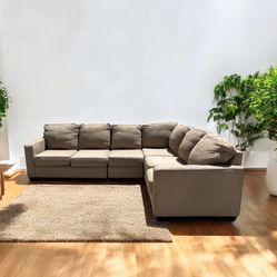 Ashlee Furniture Beige Sectional Couch 🛻 Delivery Available🛻