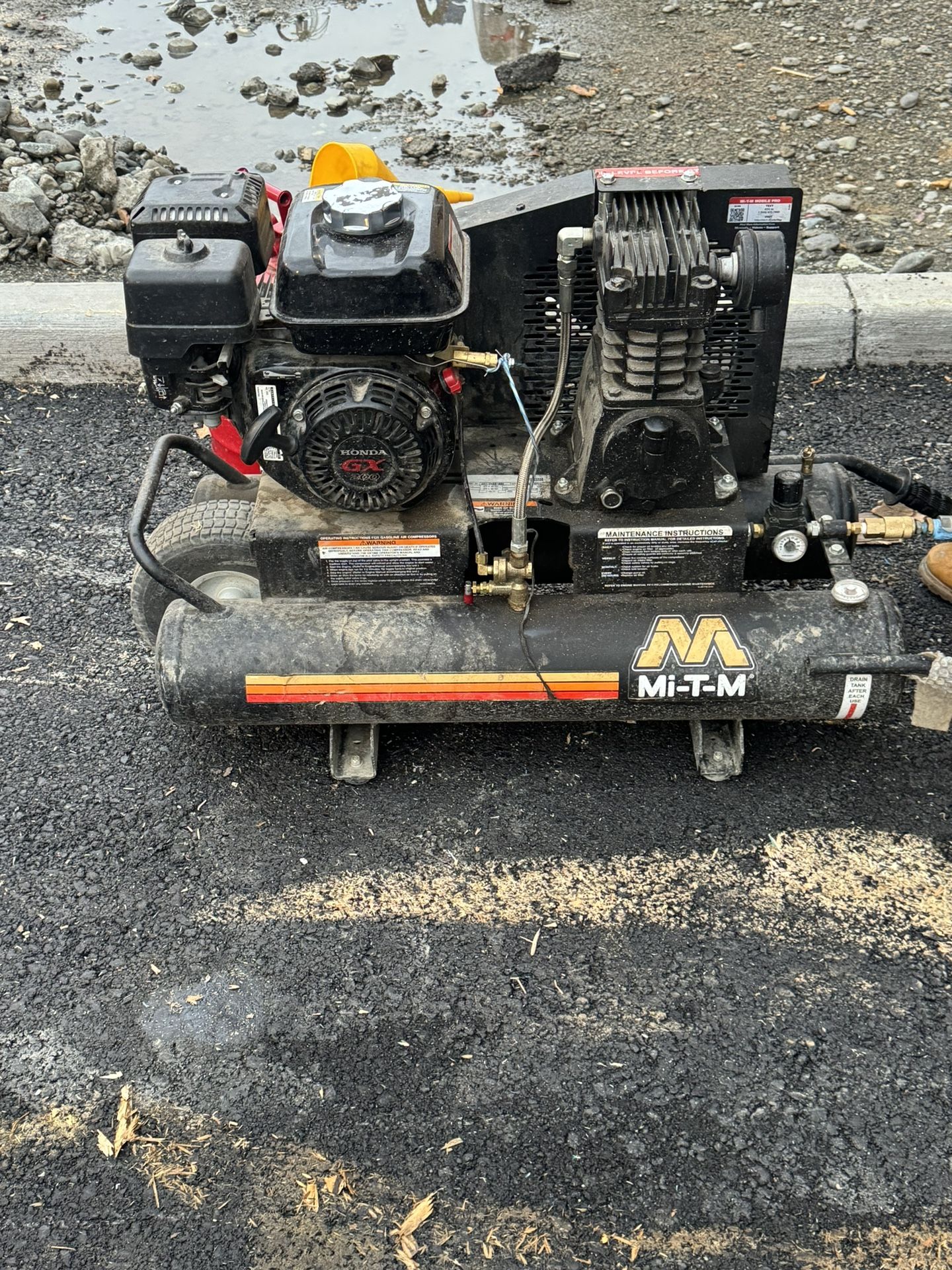 Gas Compressor (Carpentry)