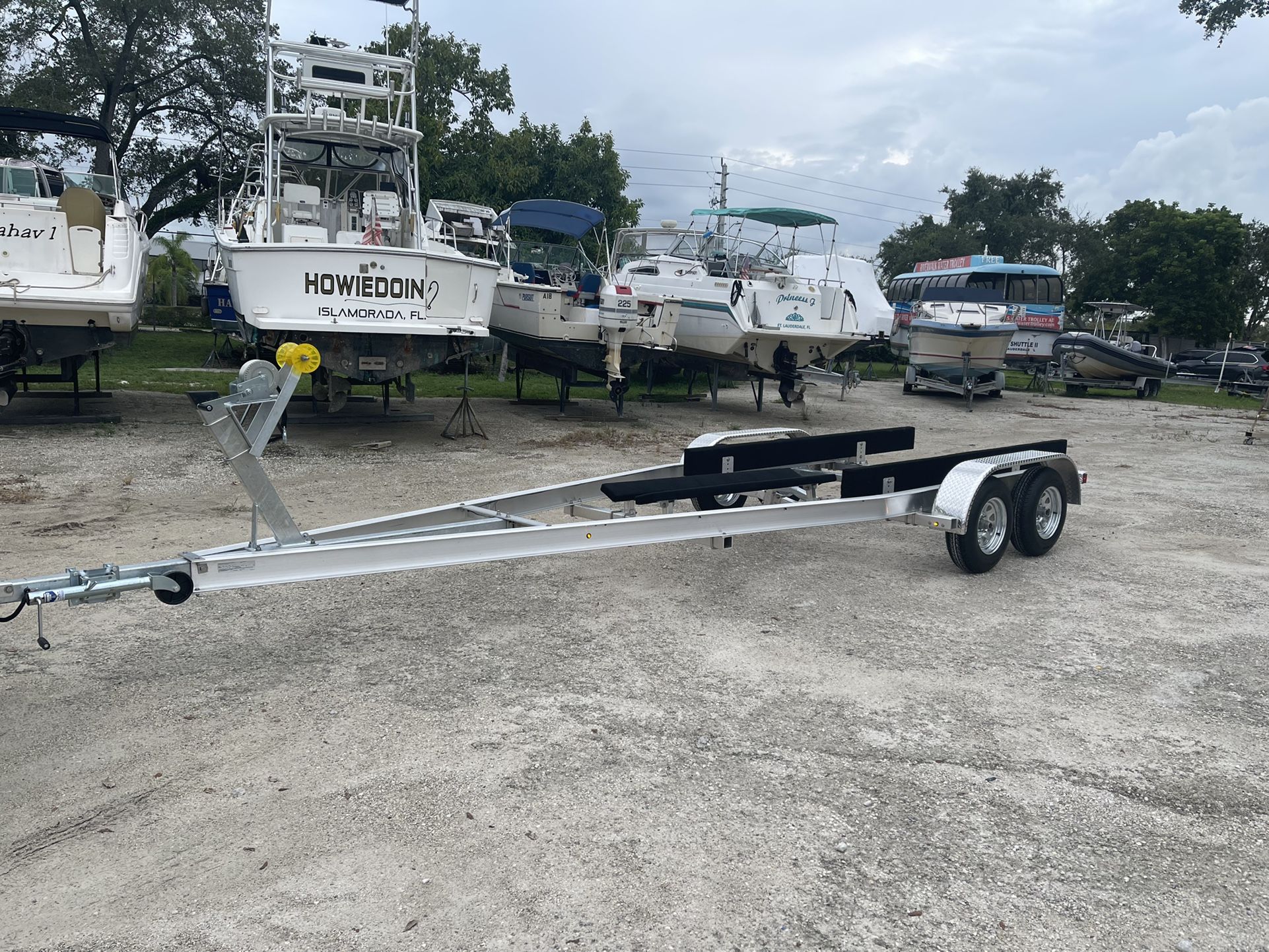 New 2023 Trailer Mania 21-23ft boat trailer, Contact For Price