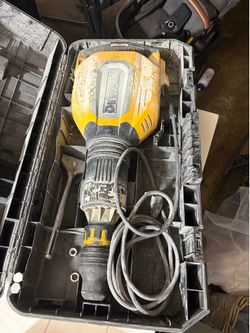 Dewalt jack hammer SDS MAX