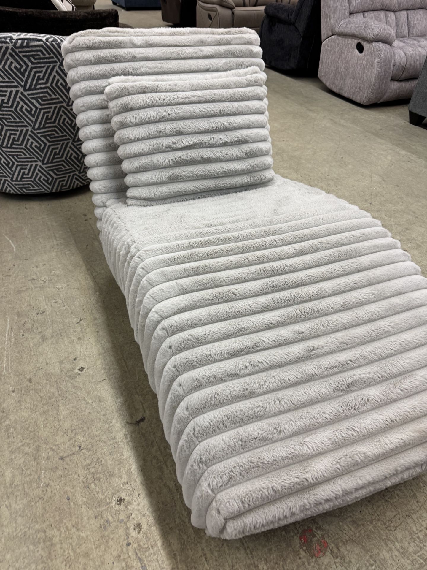 Ultra soft fluffy Chaise