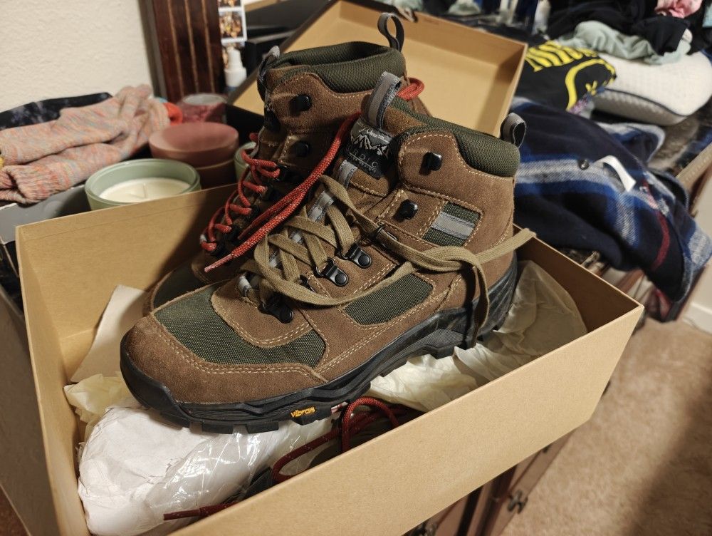 J crew Nordic waterproof Hiker boots Vibram