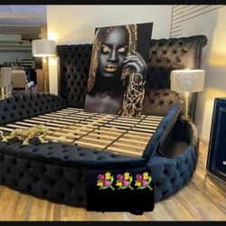 Classic Circular Black Velvet Tufted Queen/ King Bed With Storage ☄️ Brand New ☀️ Fastest Delivery 🚚 $ 39 Down Payment 