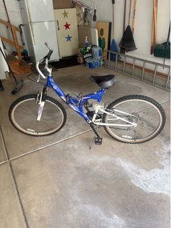 Women’s Huffy Bike