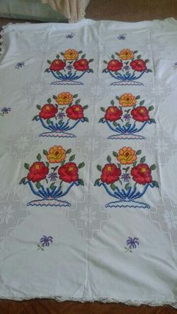 Table cloth hand made