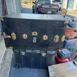 Vintage Steamer Trunk
