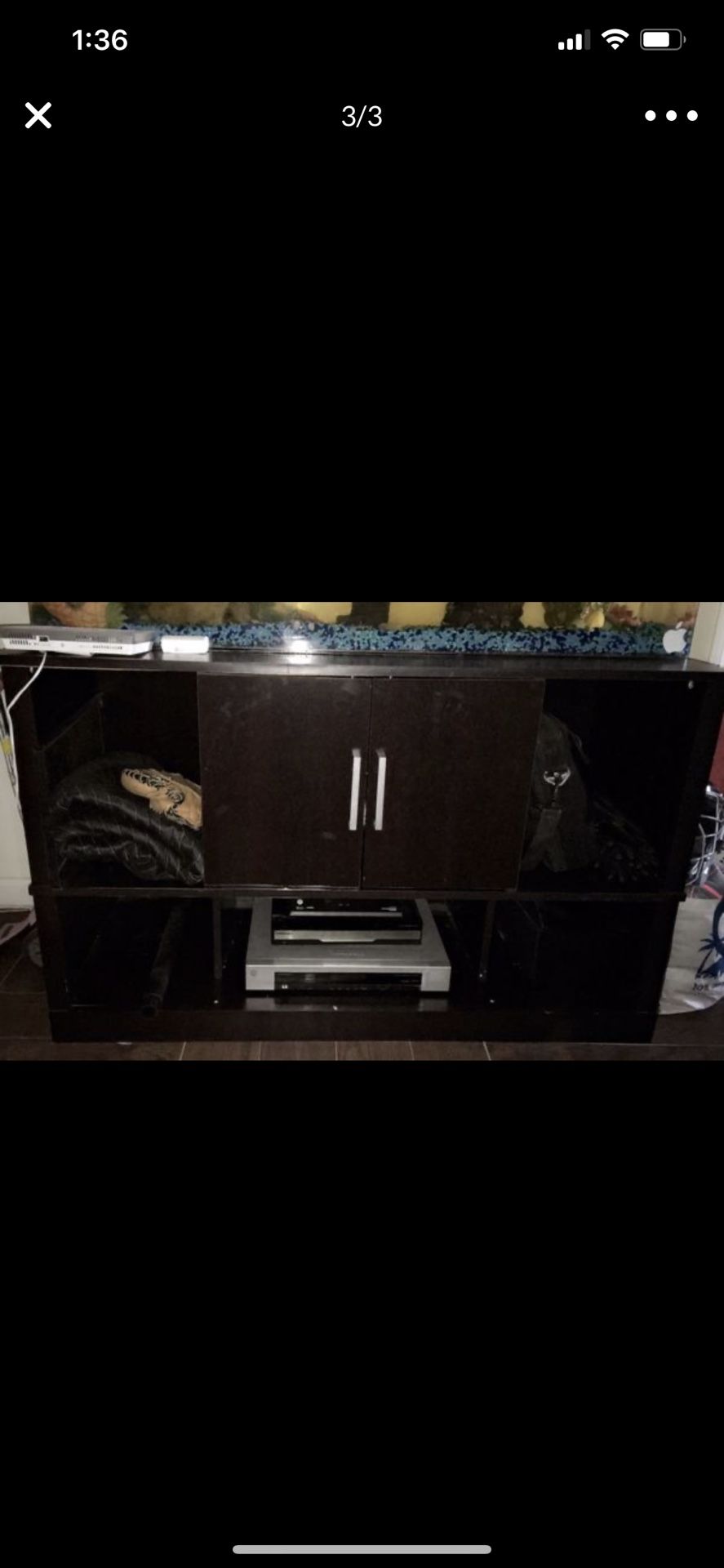 NEED GONE ASAP! Fish Tank, Everything Inside Fish Tank, Stand, and 1 sucker fish and a Turtle