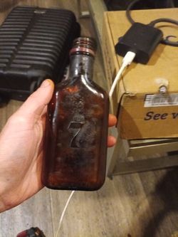 Seagram whiskey pint bottle
