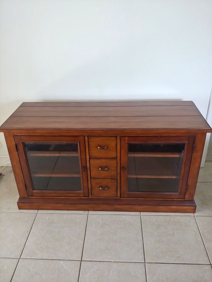 Thomasville tv stand rustic style media console
