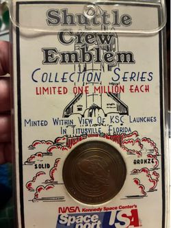 Shuttle crew collection series coins