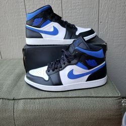 AIR JORDAN 1 MID 