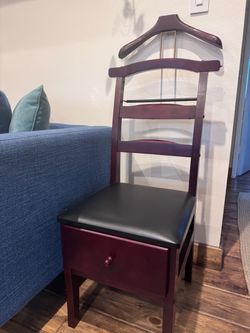 Mahogany Valet Chair with Storage Drawer