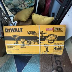 DeWALT