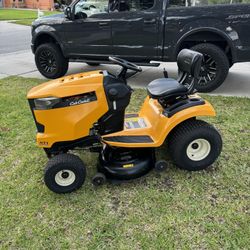 Cub Cadet 42” Ride on Mower